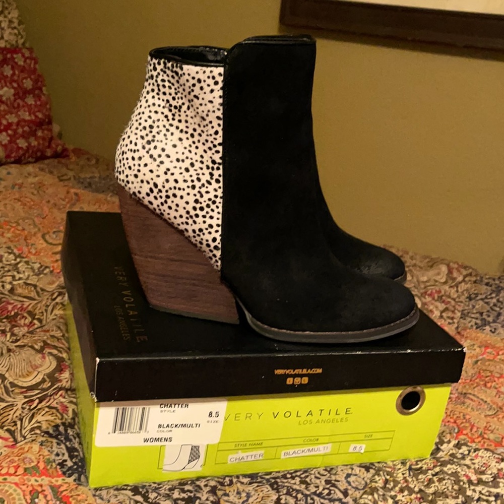 Very Volatile booties, only worn twice